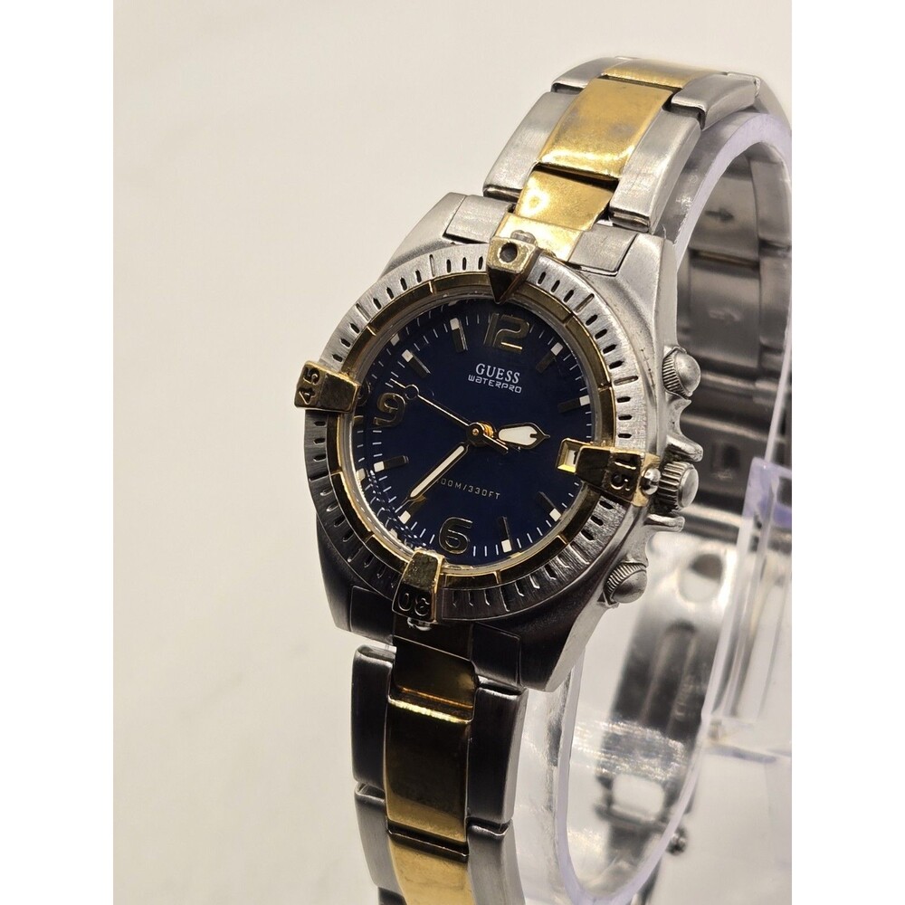 GUESS Waterproof Ladies' Watch Silver Tone Stainless Steel. 6.5" Band.